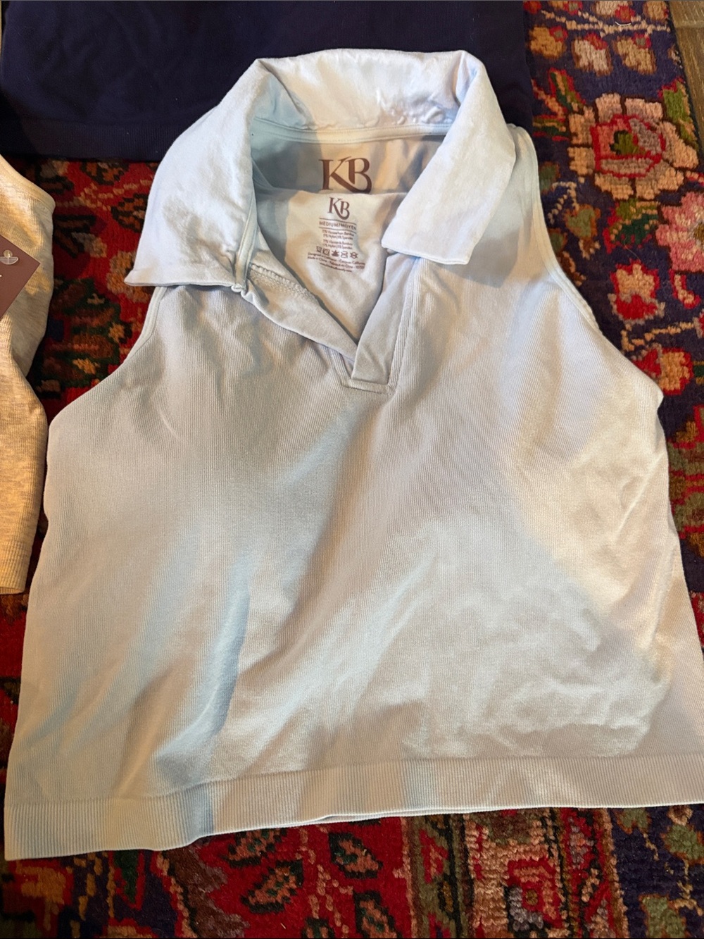 Bundle of 7 nursing bras and tops Kindred Bravely and Momcozy small / medium - Picture 3 of 7